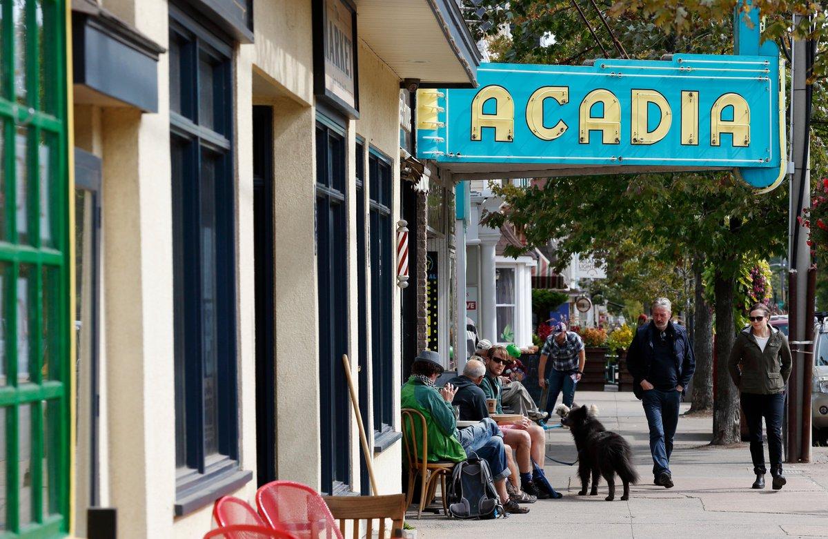 Walkable downtown Wolfville with shops, cafés and everyday amenities nearby