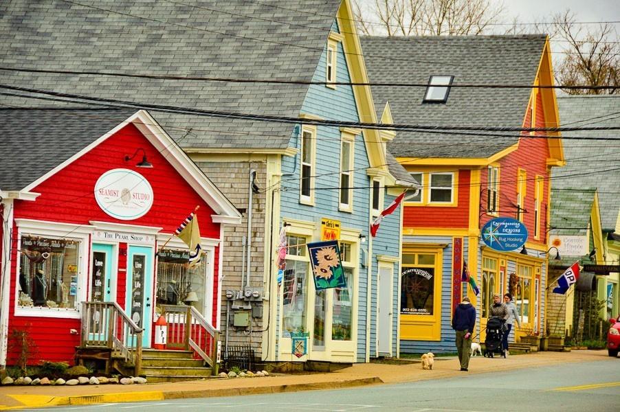 Everyday community life in Nova Scotia for buyers considering where to live